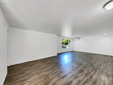 10956 Sw 63rd Avenue Portland OR 97219