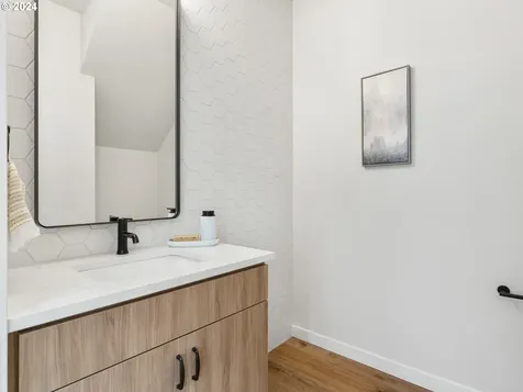 5252 Ne 15th Avenue Portland OR 97211