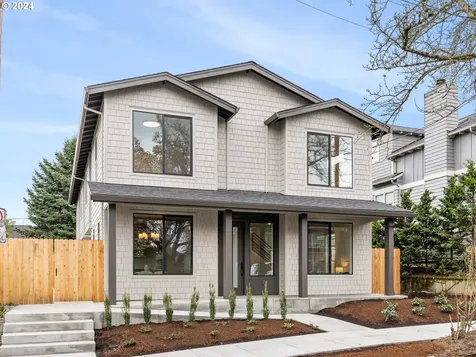5252 Ne 15th Avenue Portland OR 97211