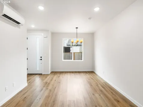 5252 Ne 15th Avenue Portland OR 97211