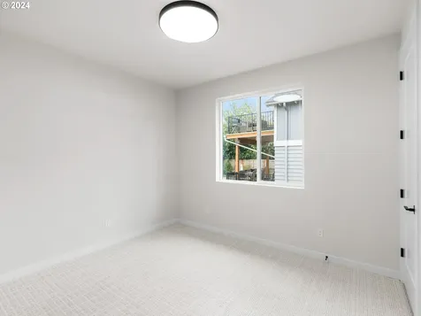 5252 Ne 15th Avenue Portland OR 97211