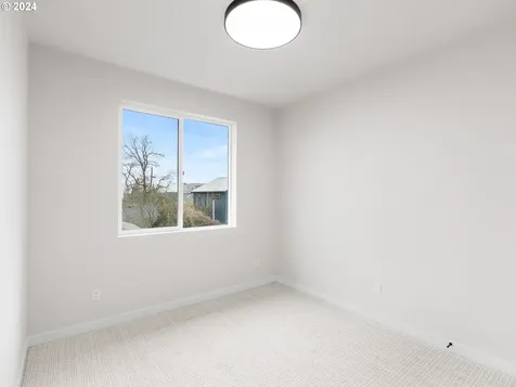 5252 Ne 15th Avenue Portland OR 97211