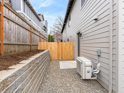 5252 Ne 15th Avenue Portland OR 97211