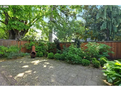 3750 Ne Davis Street Portland OR 97232