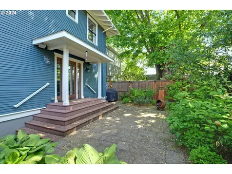 3750 Ne Davis Street Portland OR 97232