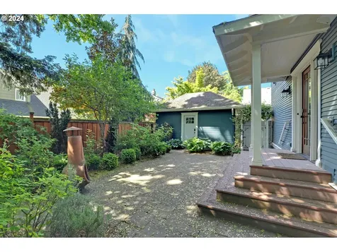 3750 Ne Davis Street Portland OR 97232
