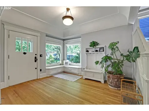 3750 Ne Davis Street Portland OR 97232