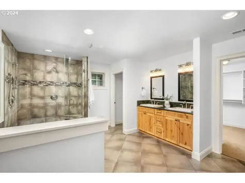 2990 Glen Eagles Road Lake Oswego OR 97034