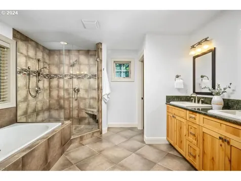 2990 Glen Eagles Road Lake Oswego OR 97034