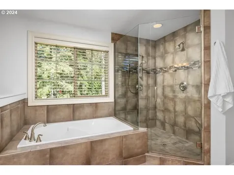 2990 Glen Eagles Road Lake Oswego OR 97034