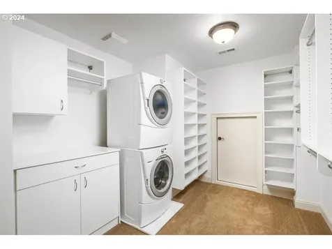 2990 Glen Eagles Road Lake Oswego OR 97034