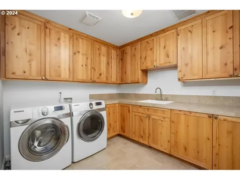2990 Glen Eagles Road Lake Oswego OR 97034