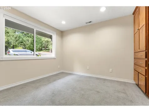 7007 SW Robbins Road Tualatin OR 97062