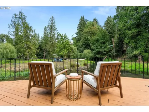 7007 SW Robbins Road Tualatin OR 97062