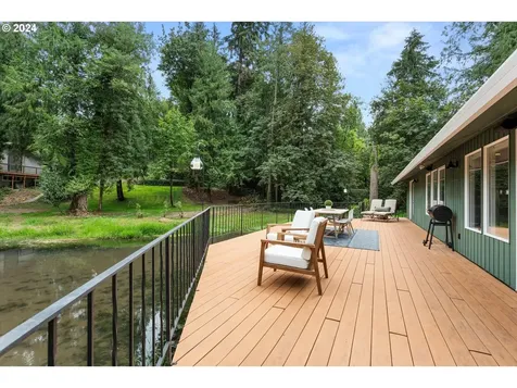 7007 SW Robbins Road Tualatin OR 97062