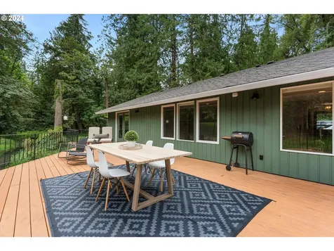 7007 SW Robbins Road Tualatin OR 97062