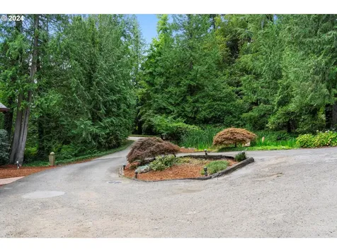 7007 SW Robbins Road Tualatin OR 97062