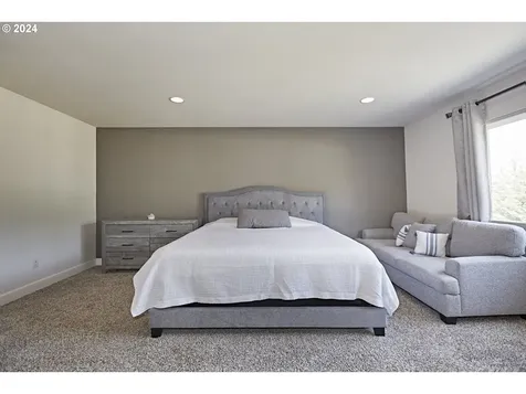 15293 Se Granite Court Damascus OR 97089