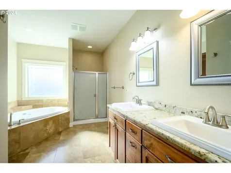 2552 NW Merlot Drive Mcminnville OR 97128