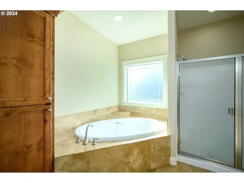 2552 NW Merlot Drive Mcminnville OR 97128