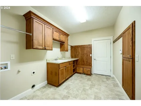 2552 NW Merlot Drive Mcminnville OR 97128
