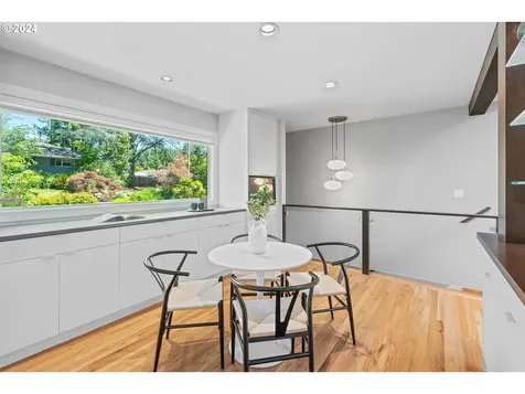 1440 Sw Woodward Way Portland OR 97225