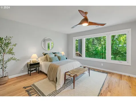 1440 Sw Woodward Way Portland OR 97225