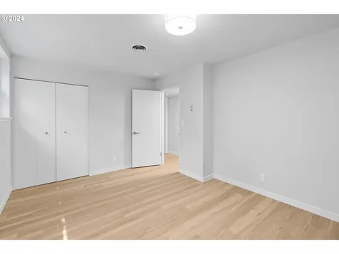 1440 Sw Woodward Way Portland OR 97225