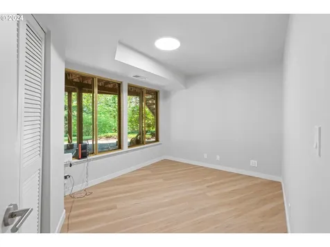 1440 Sw Woodward Way Portland OR 97225