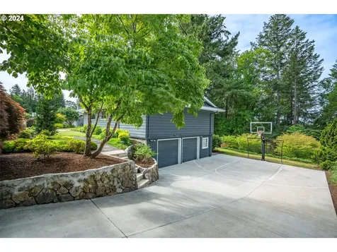1440 Sw Woodward Way Portland OR 97225