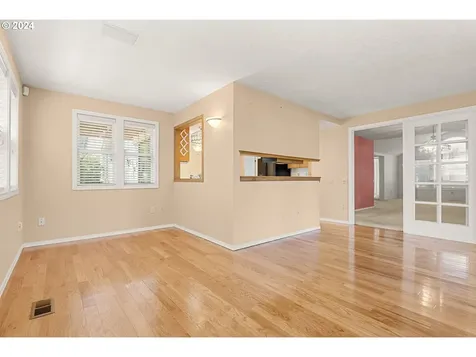 2236 Ne 157th Avenue Portland OR 97230