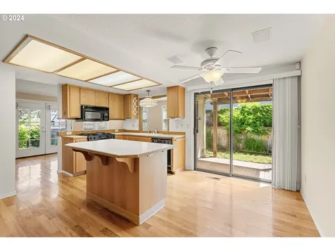 2236 Ne 157th Avenue Portland OR 97230