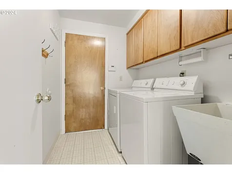 2236 Ne 157th Avenue Portland OR 97230