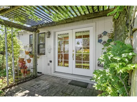 2236 Ne 157th Avenue Portland OR 97230