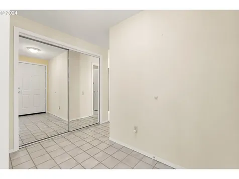 2236 Ne 157th Avenue Portland OR 97230