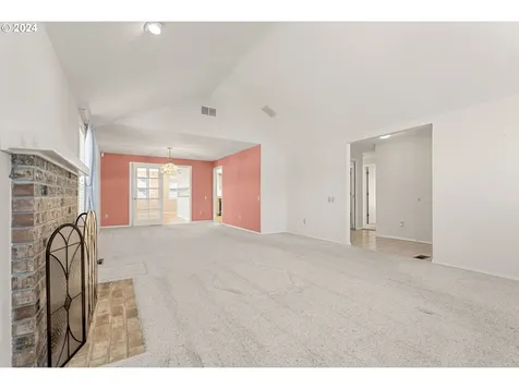2236 Ne 157th Avenue Portland OR 97230