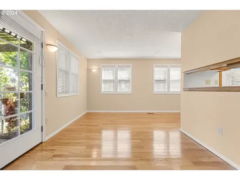 2236 Ne 157th Avenue Portland OR 97230