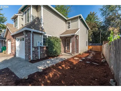17029 SE Ankeny Street Portland OR 97233