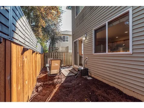 17029 SE Ankeny Street Portland OR 97233