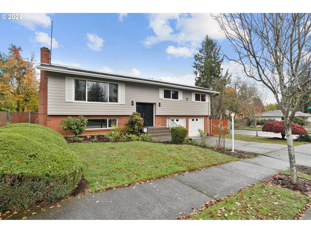 3232 SE 167th Avenue Portland OR 97236