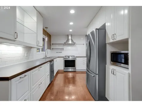 3232 SE 167th Avenue Portland OR 97236
