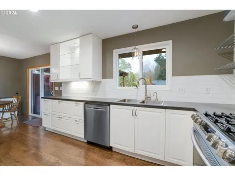 3232 SE 167th Avenue Portland OR 97236