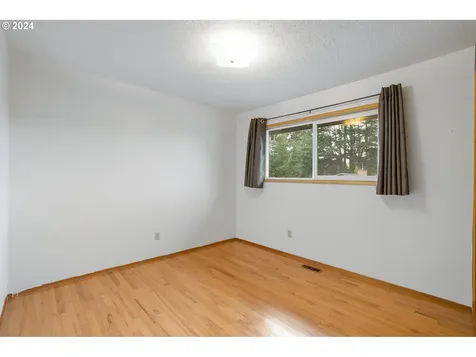 3232 SE 167th Avenue Portland OR 97236