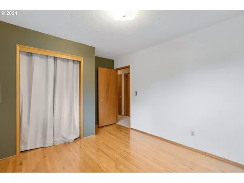 3232 SE 167th Avenue Portland OR 97236