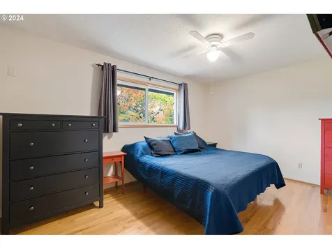 3232 SE 167th Avenue Portland OR 97236