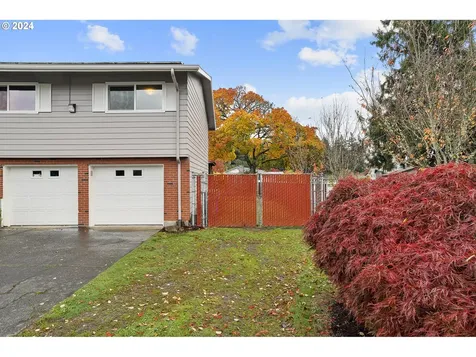 3232 SE 167th Avenue Portland OR 97236