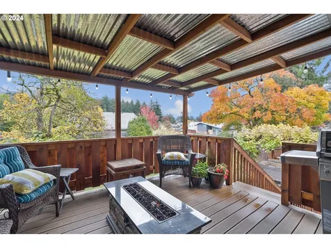3232 SE 167th Avenue Portland OR 97236