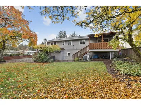3232 SE 167th Avenue Portland OR 97236