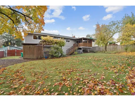 3232 SE 167th Avenue Portland OR 97236
