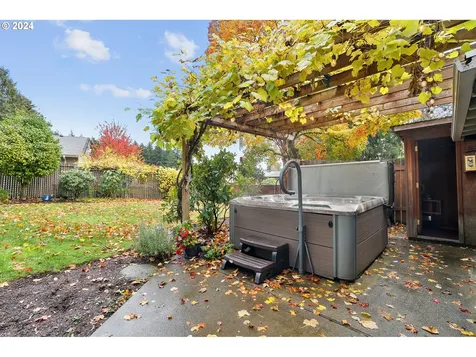 3232 SE 167th Avenue Portland OR 97236